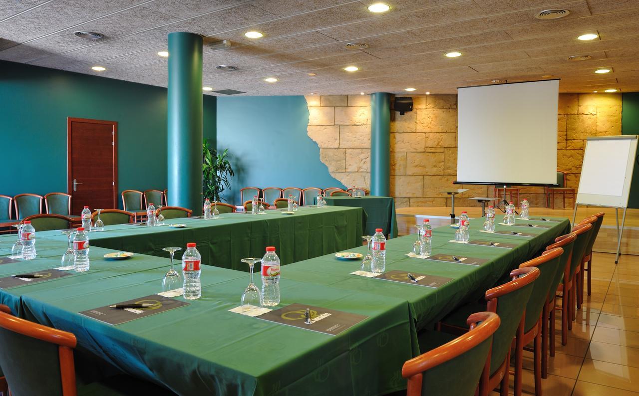 Hotel Els Noguers Manresa Ngoại thất bức ảnh